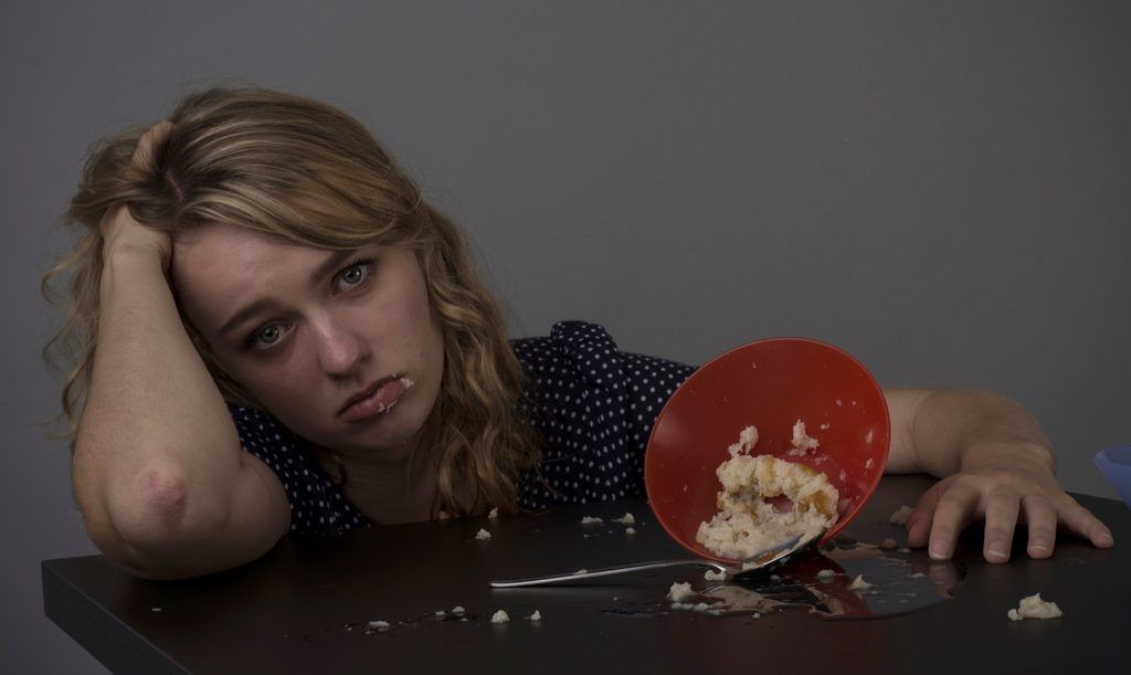 Bulimia: cause, sintomi e cura di un disturbo alimentare diffuso
