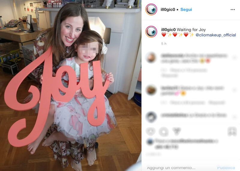 Galleria foto - Coronavirus: Clio MakeUp piange disperata Foto 4