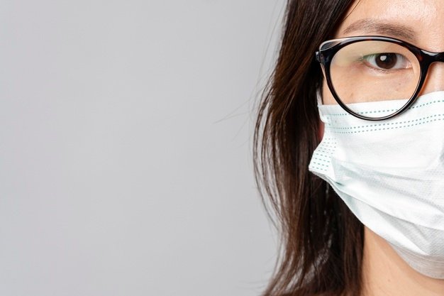 Smartphone: pericoli per la vista di bambini e ragazzi